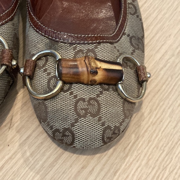 Gucci Logo Brown Flats with Bamboo Horsebit Detail Size 7 - Picture 2 of 8